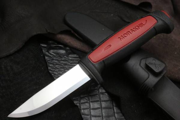 Нож с фиксированным лезвием Morakniv Pro C, углеродистая сталь, рукоять резина/пластик